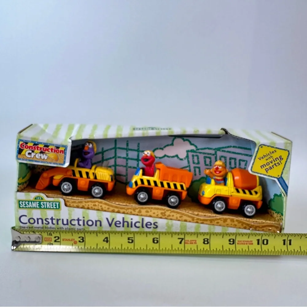 VTG NWT Sesame Street Construction Vehicles 3pc‎ Set Dump Cement Diecast